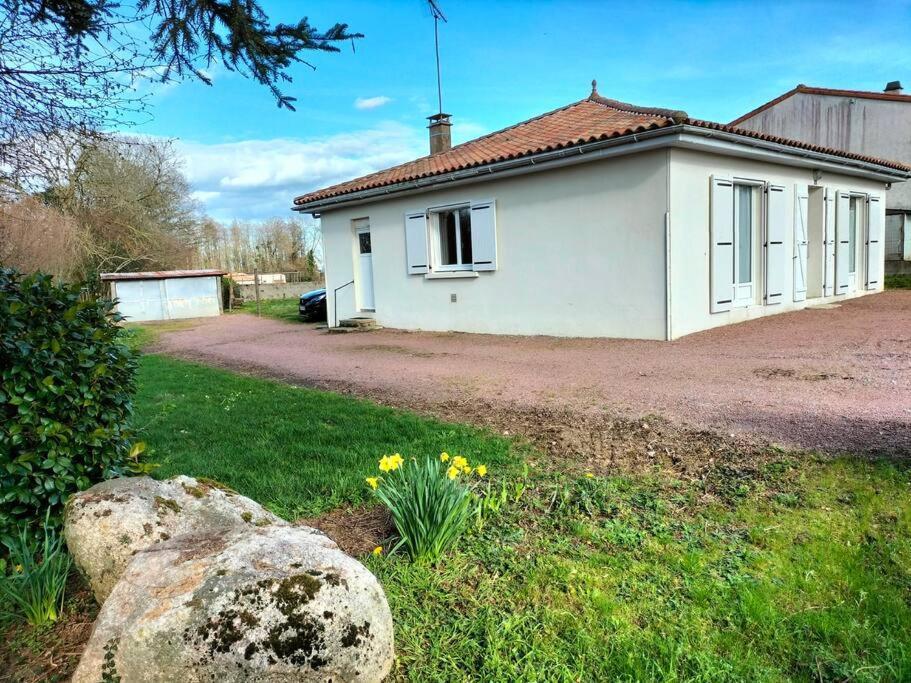 Petite Maison, Le Charme De L'Ancien Saint-Mesmin  Exteriör bild